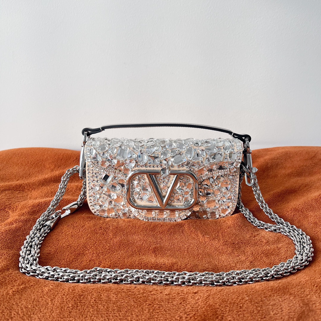 Bagsaaa Va1e*ntin0 Garavani Mini Locò White Crystal - 19 x 10.5 x5 cm