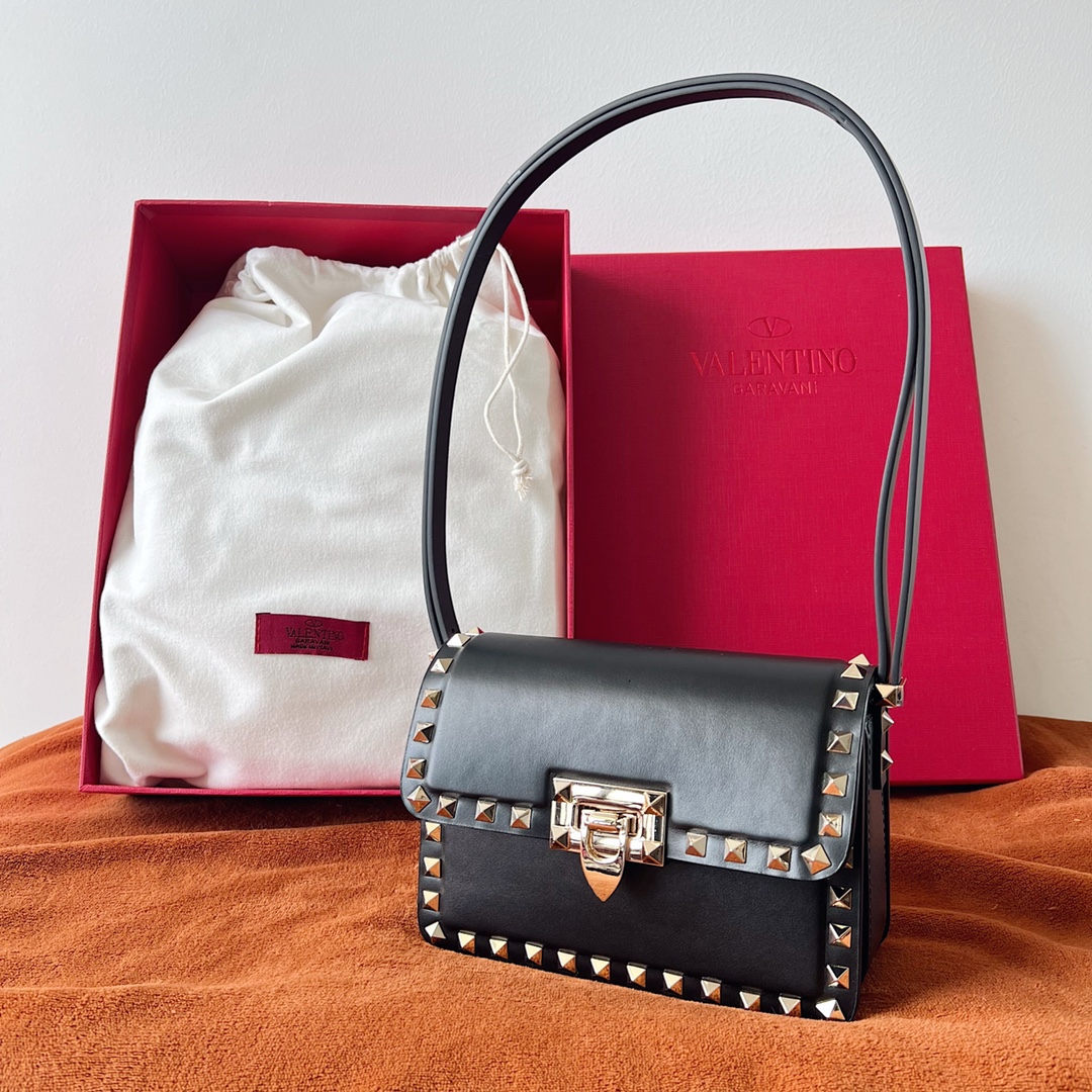 Bagsaaa Va1e*ntin0 Garavani Rockstud Shoulder Black Bag - 18.5x12x8cm