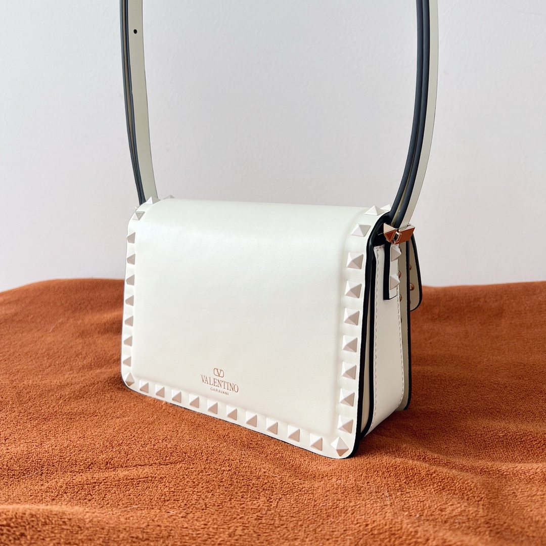 Bagsaaa Va1e*ntin0 Garavani Rockstud Shoulder White Bag - 18.5x12x8cm