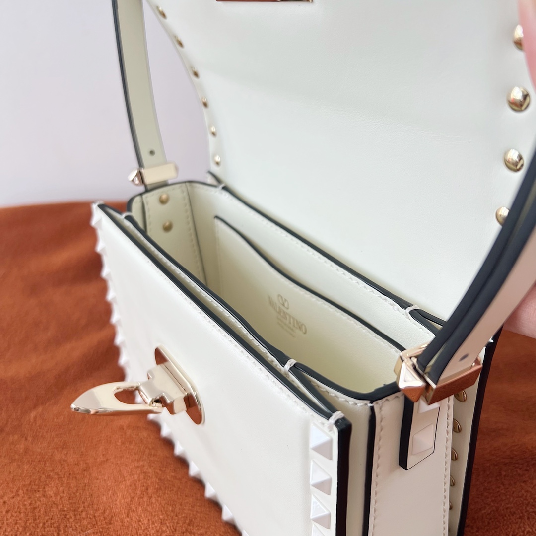 Bagsaaa Va1e*ntin0 Garavani Rockstud Shoulder White Bag - 18.5x12x8cm