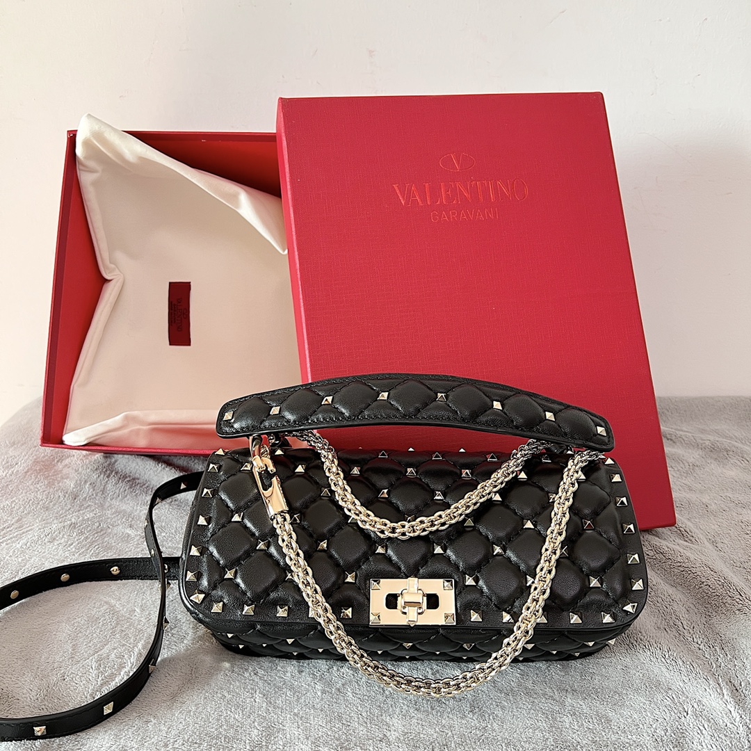 Bagsaaa Va1e*ntin0 Roclstud Spike Bag - 24x11x7cm