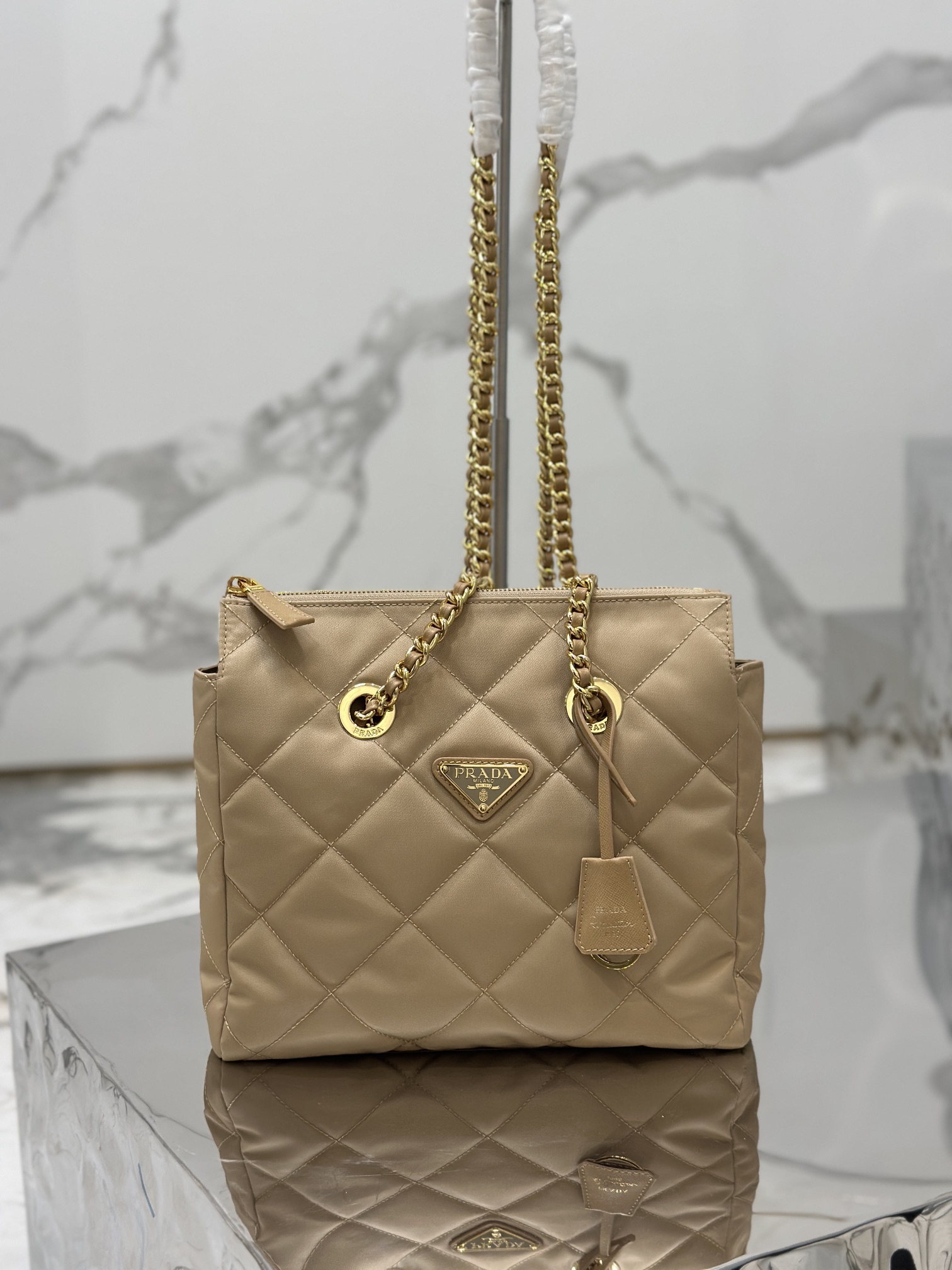 Bagsaaa Pra*a Re-Nylon tote beige bag - 25x19x7cm