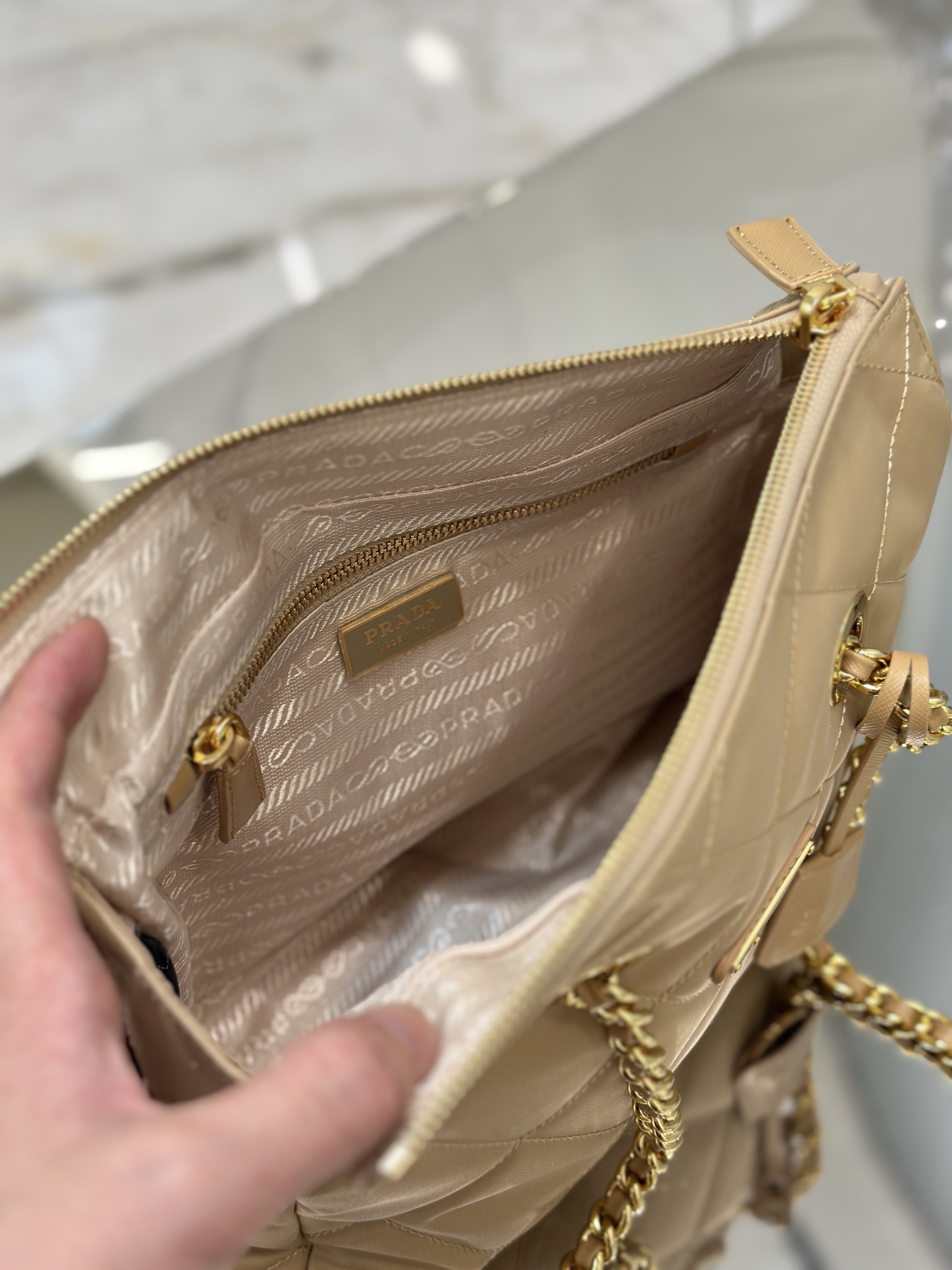 Bagsaaa Pra*a Re-Nylon tote beige bag - 25x19x7cm