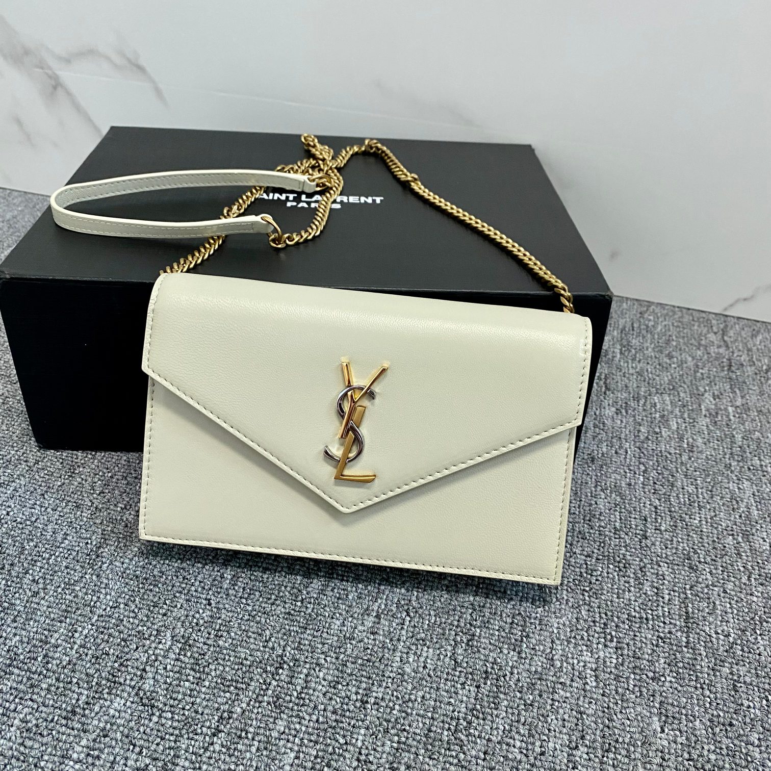 Bagsaaa Y51 Cassandra Shoulder White Bag - 19x12.5x3.5cm 
