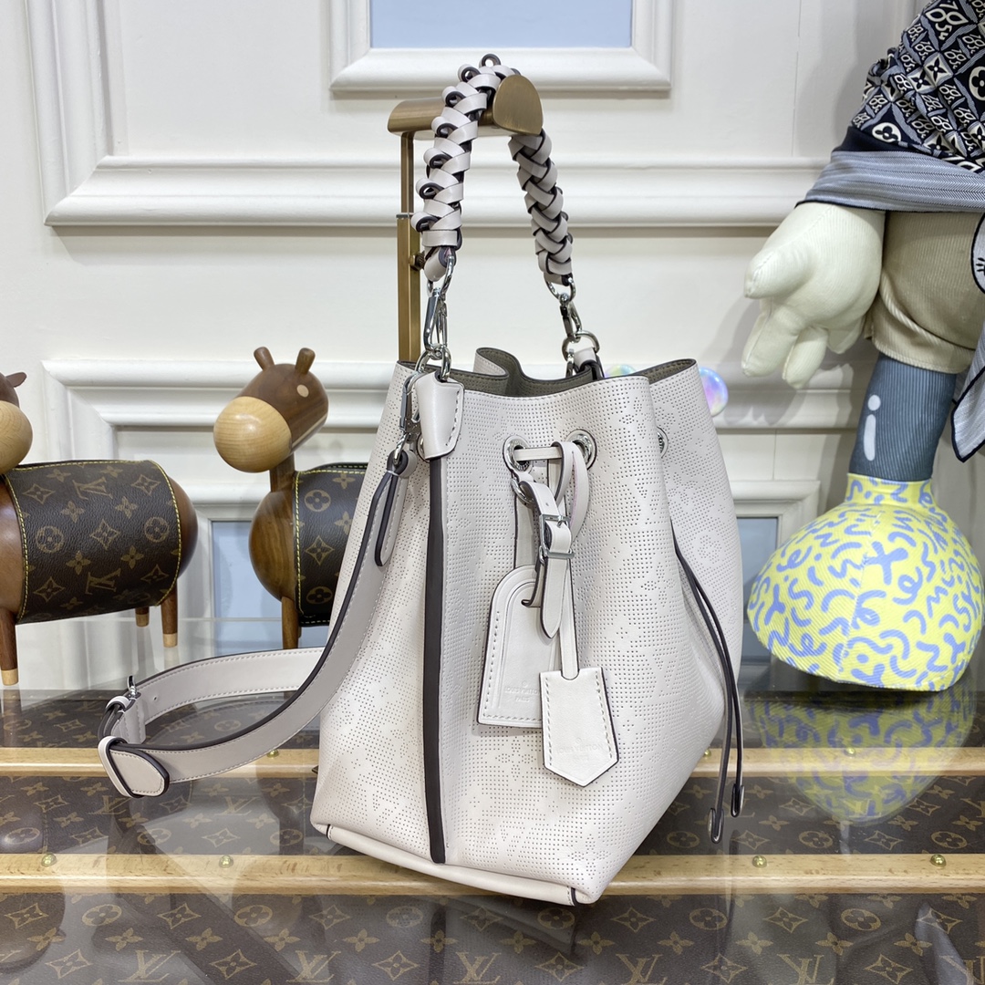 Bagsaaa L0vis Vvtt0n Muria Mahina Gray Bag - 25 x 25 x 20 cm