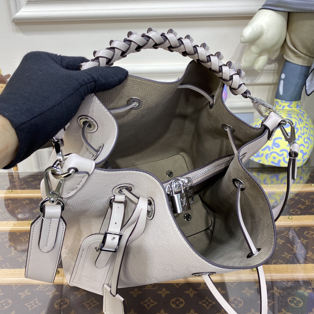 Bagsaaa L0vis Vvtt0n Muria Mahina Gray Bag - 25 x 25 x 20 cm