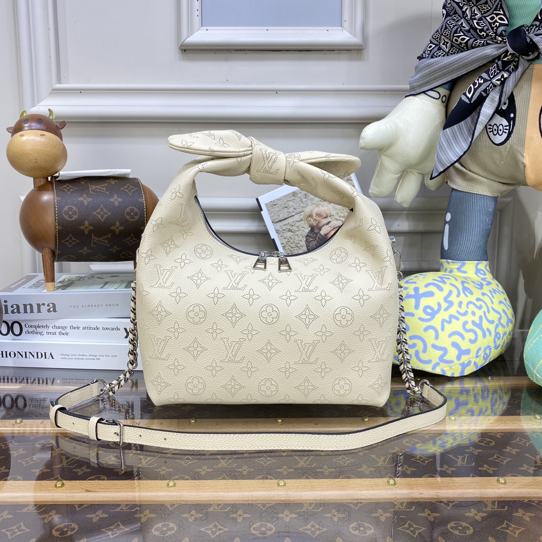 LV WHY KNOT PM BAG CREAM M20701