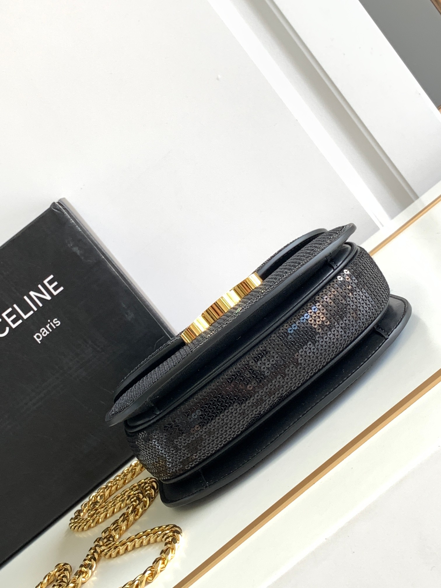 Bagsaaa Ce1i*e Teen Chain Besace in Black - 19 X 15 X 6 cm