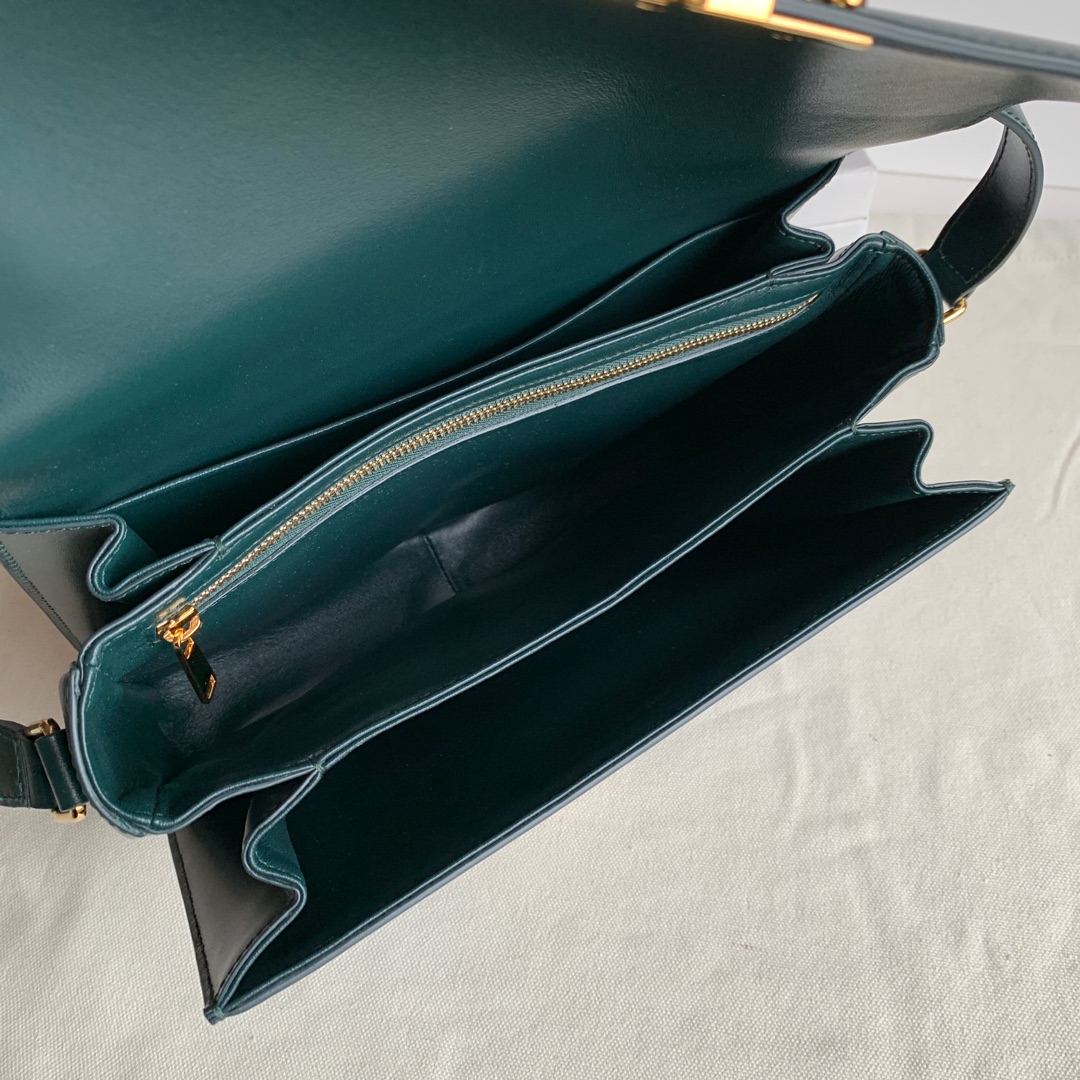Bagsaaa Ce1i*e Classique Triomphe In shiny Calfskin Leather Dark Green - 25 X 18 X 7.5 cm