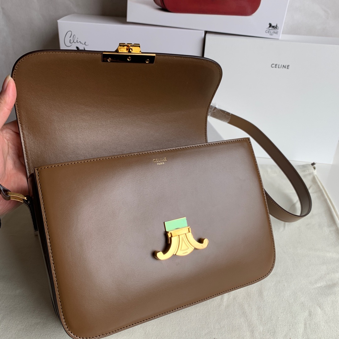 Bagsaaa Ce1i*e Classique Triomphe In shiny Calfskin Leather Brown - 25 X 18 X 7.5 cm