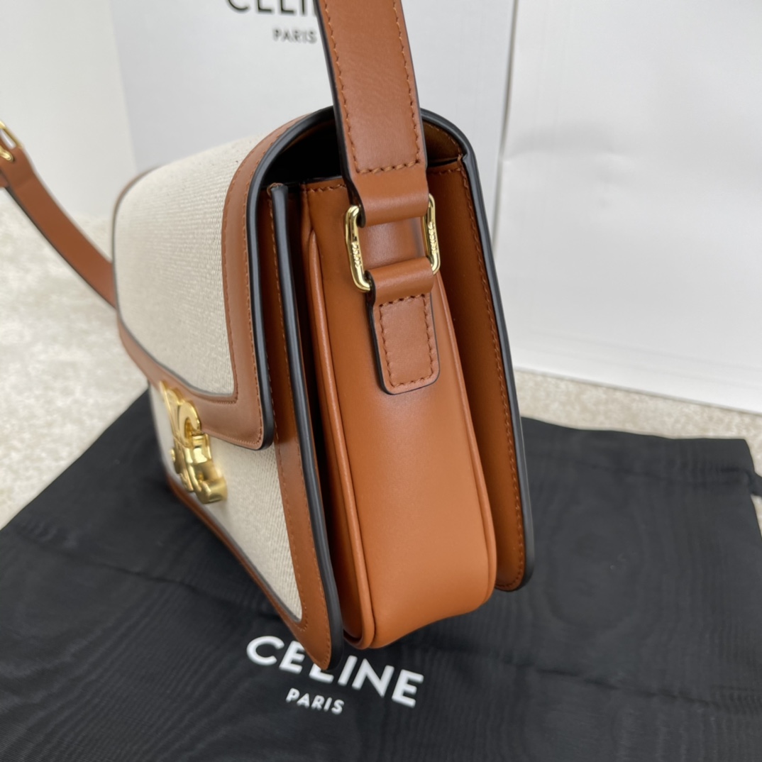 Bagsaaa Ce1i*e Classique Triomphe In Canvas Brown and Beige - 22.5 X 16.5 X 7.5cm