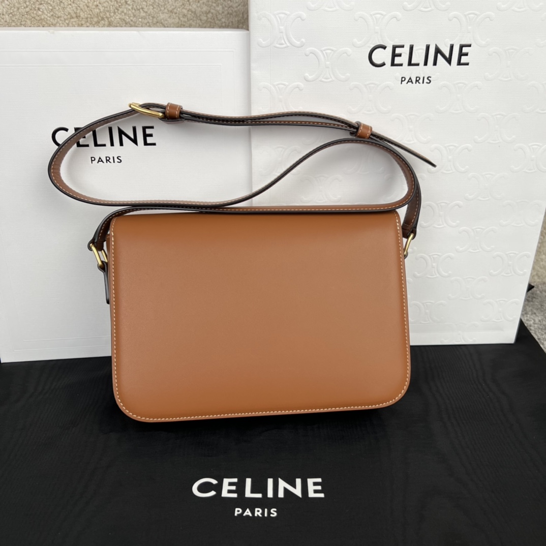 Bagsaaa Ce1i*e Classique Triomphe In shiny Calfskin Leather Brown - 22.5 X 16.5 X 7.5 cm