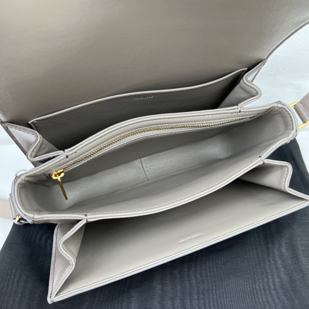 Bagsaaa Ce1i*e Classique Triomphe In shiny Calfskin Leather Grey - 22.5 X 16.5 X 7.5 cm