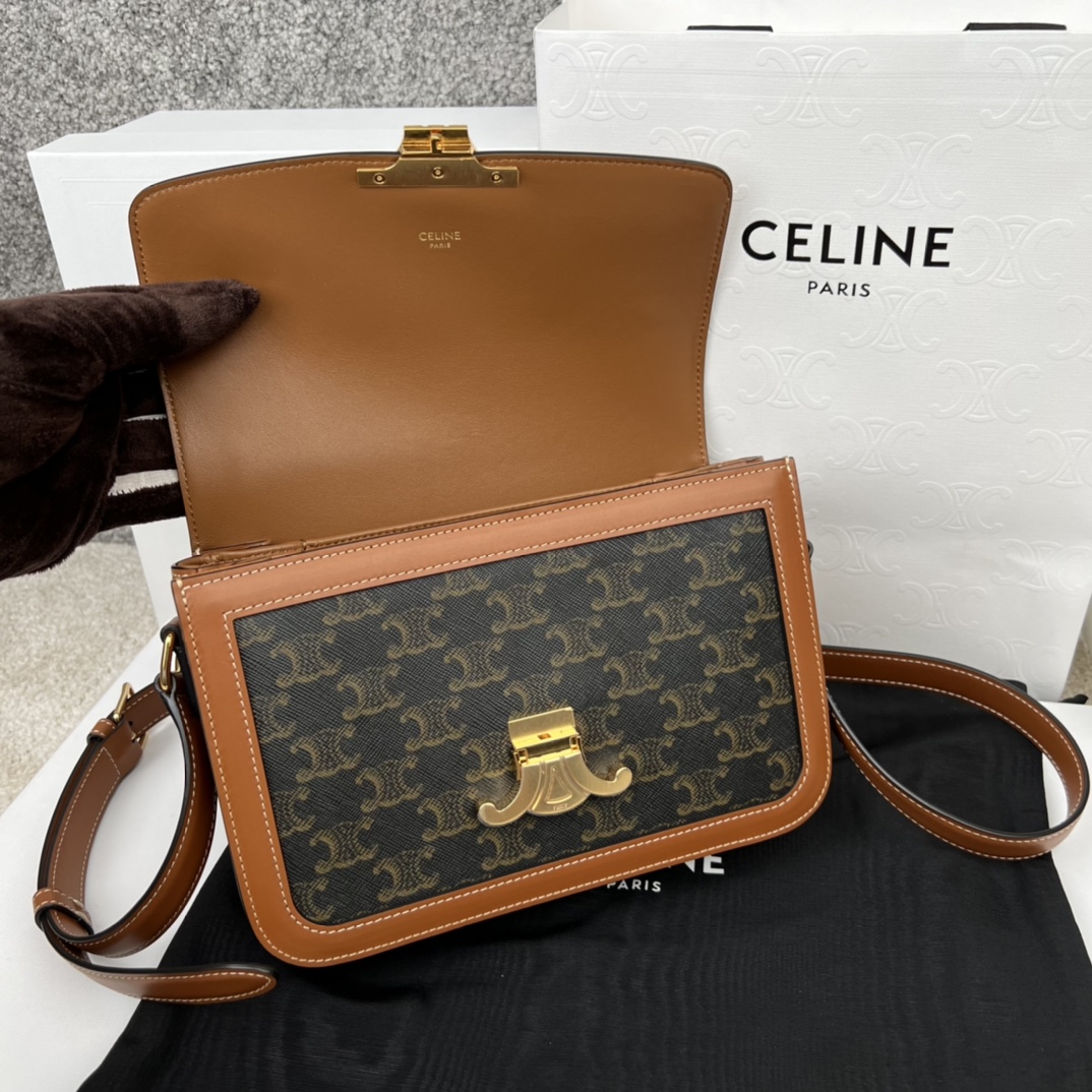 Bagsaaa Ce1i*e Classique Triomphe In shiny Calfskin Leather Black - 22.5 X 16.5 X 7.5 cm