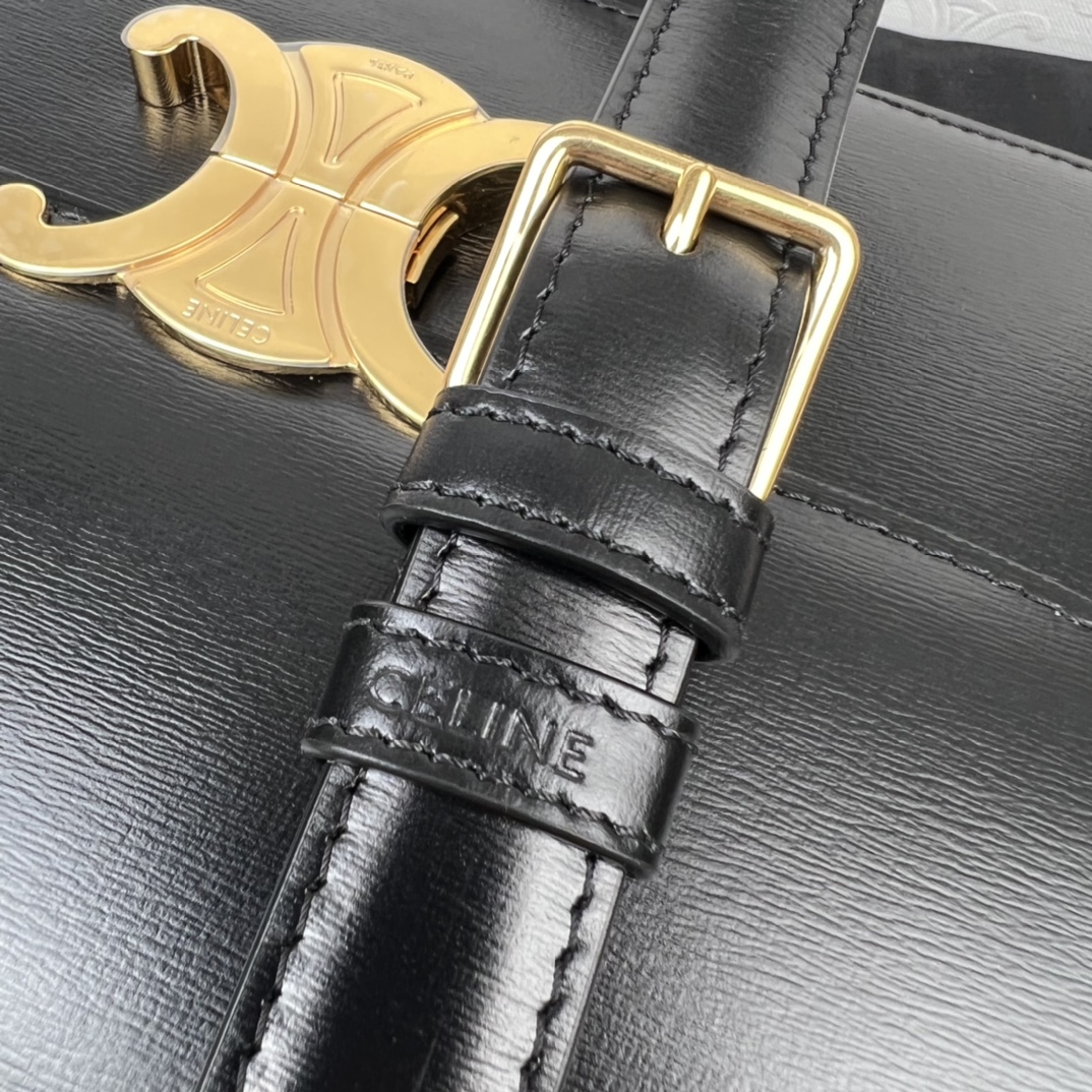 Bagsaaa Ce1i*e Classique Triomphe In shiny Calfskin Leather - 22.5 X 16.5 X 7.5 cm