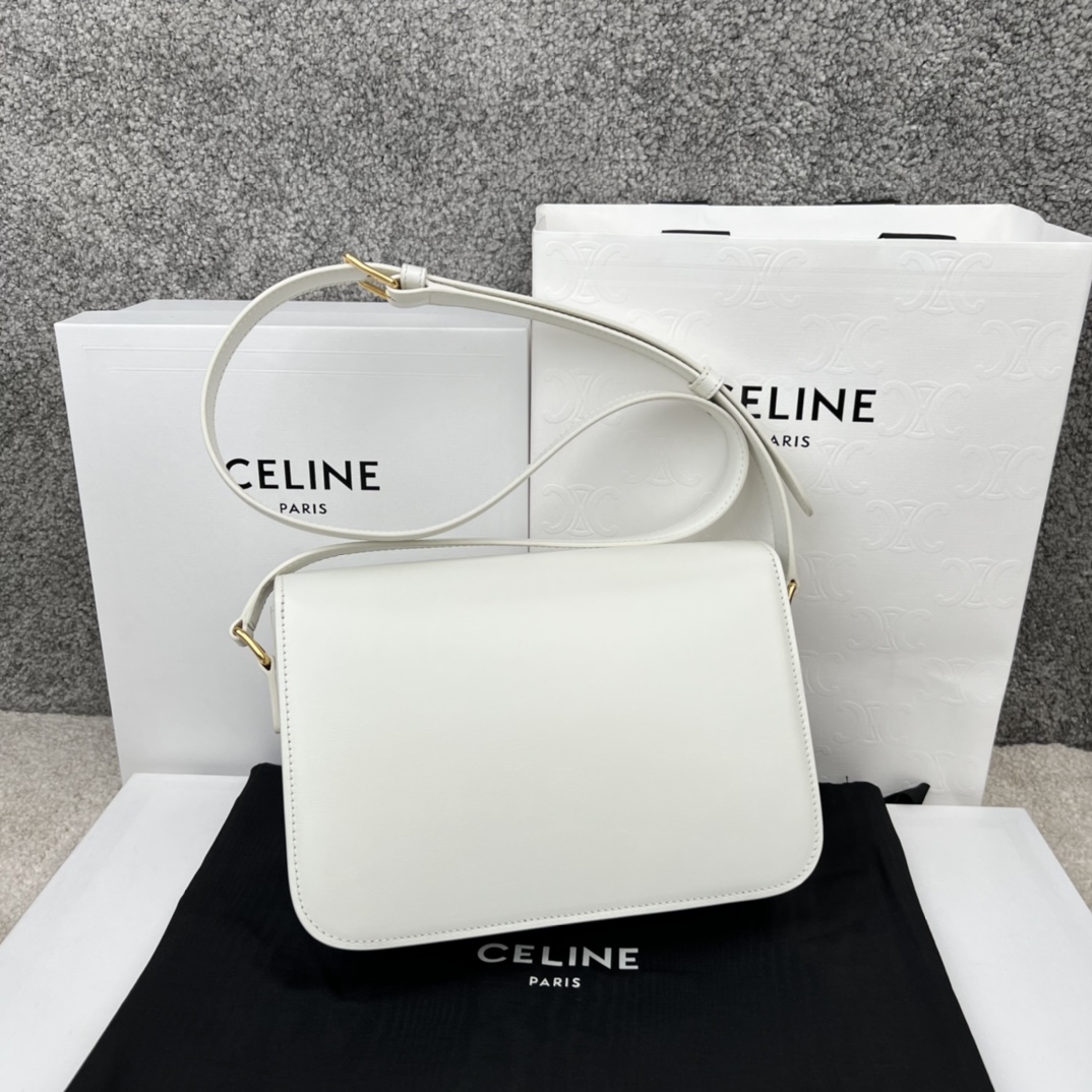 Bagsaaa Ce1i*e Classique Triomphe In shiny Calfskin Leather White - 22.5 X 16.5 X 7.5 cm