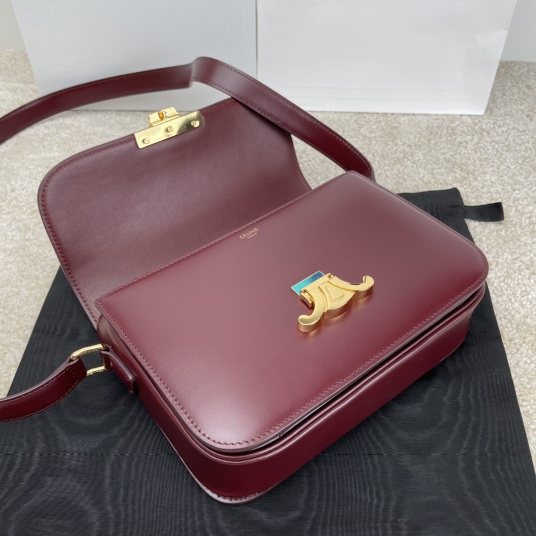 Bagsaaa Ce1i*e Classique Triomphe In shiny Calfskin Leather Burgundy - 22.5 X 16.5 X 7.5 cm