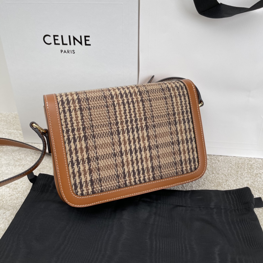 Bagsaaa Ce1i*e Classique Triomphe Textile Brown - 22.5 X 16.5 X 7.5 cm