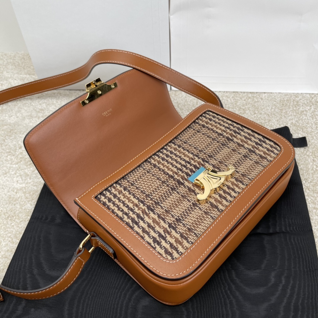 Bagsaaa Ce1i*e Classique Triomphe Textile Brown - 22.5 X 16.5 X 7.5 cm