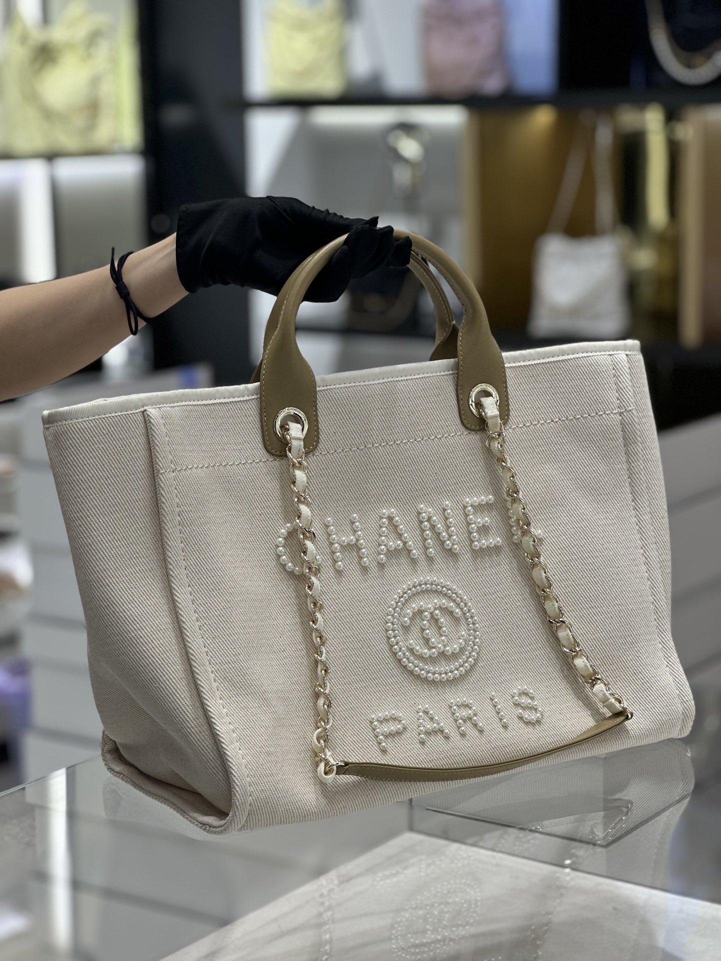 Bagsaaa Ch**el Natural Canvas and Tan Leather Large Pearl Deauville Tote - 30*39*22cm