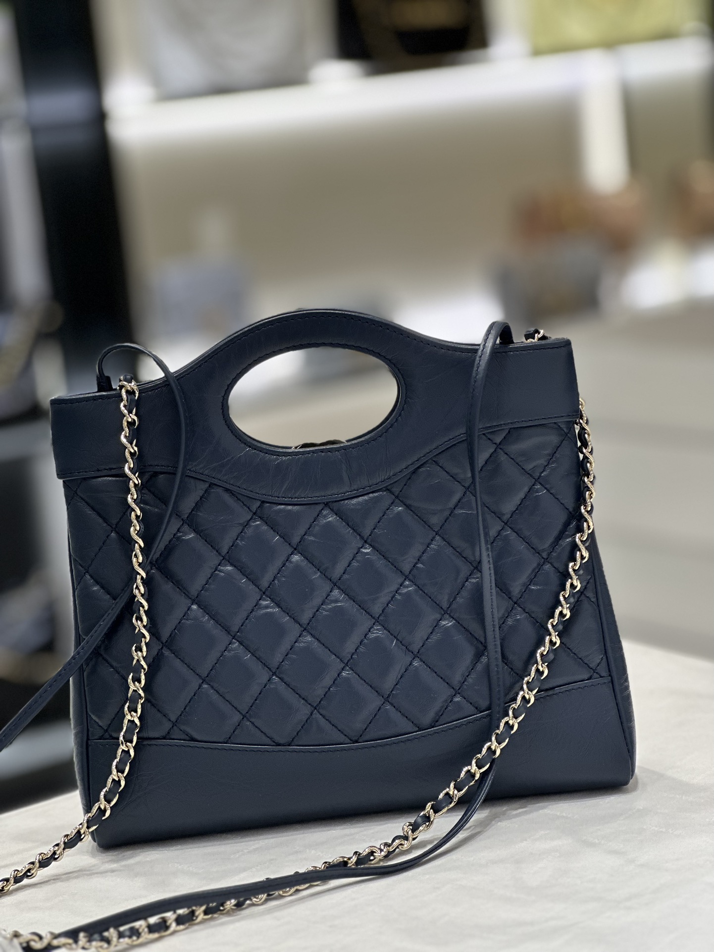 Bagsaaa Ch**el 31 Shopping Navy - 22*23*5.5cm