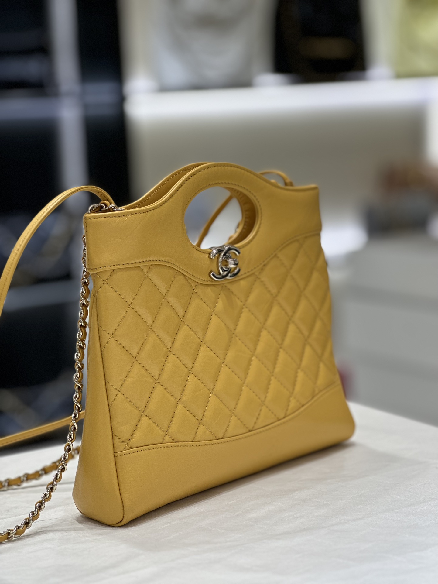 Bagsaaa Ch**el 31 Shopping Yellow - 22*23*5.5cm