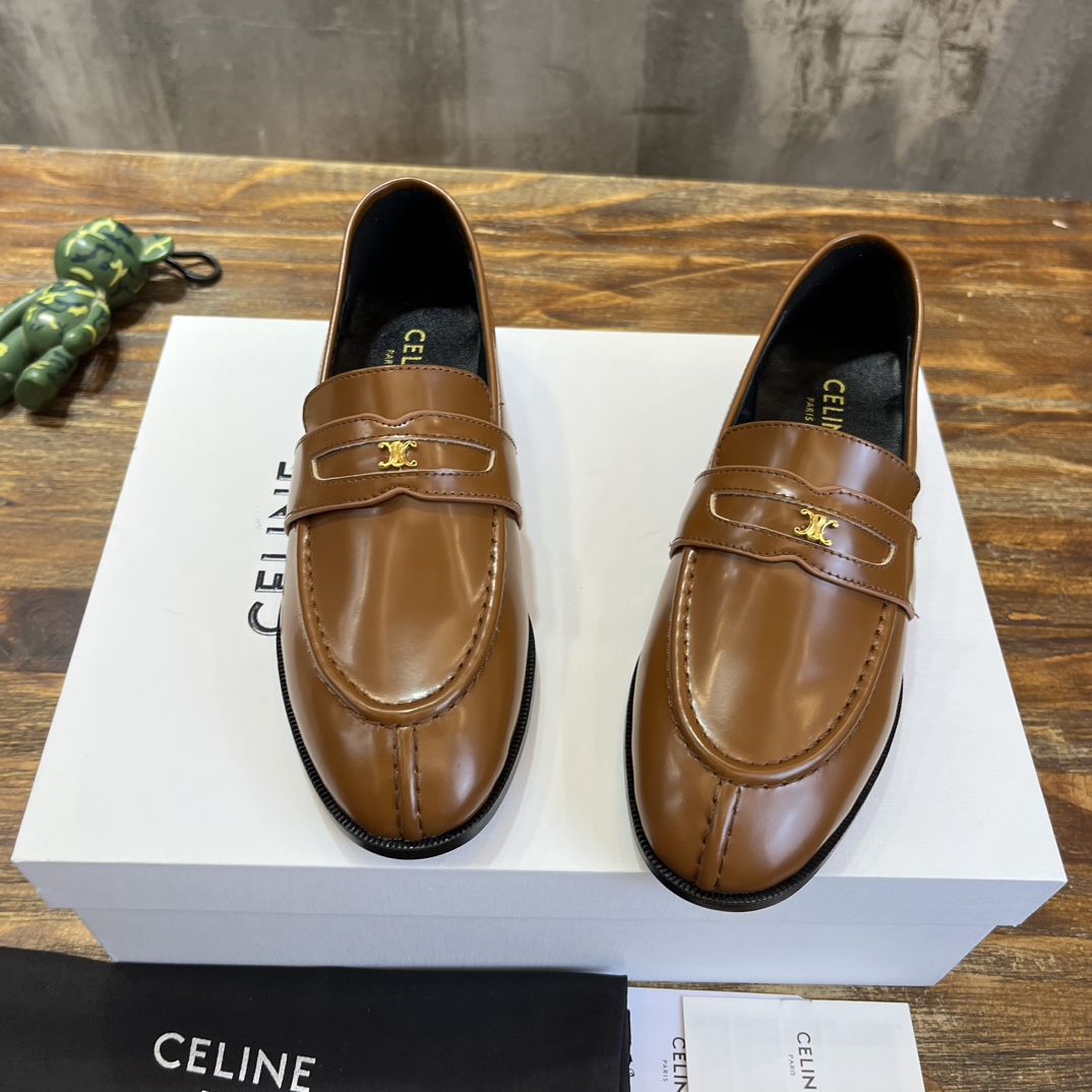 Bagsaaa Ce1i*e Brown Loafers With Triomphe Logo