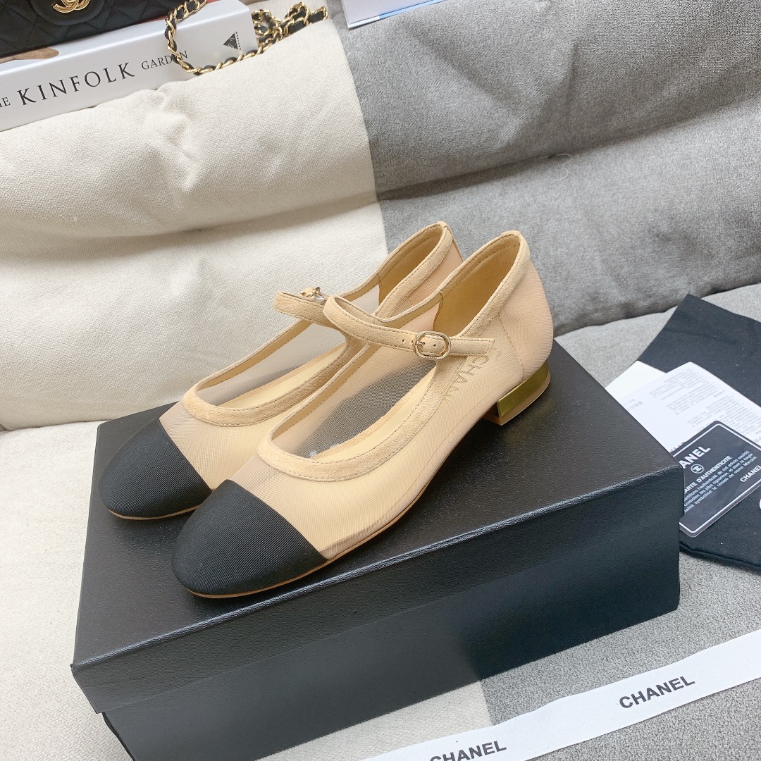 Bagsaaa Ch**el Mary Jane Beige 2.5 cm