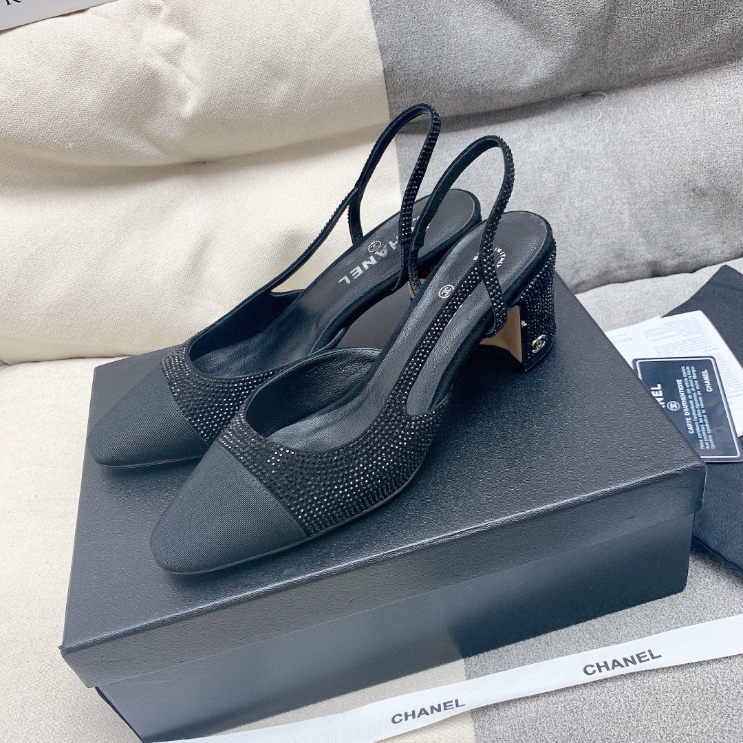 Bagsaaa Ch**el Mary Jane Crystal Black Shoes 6.5 cm