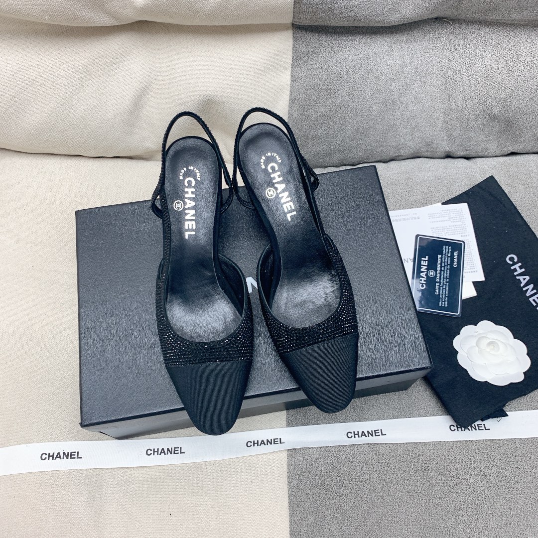 Bagsaaa Ch**el Mary Jane Crystal Black Shoes 6.5 cm