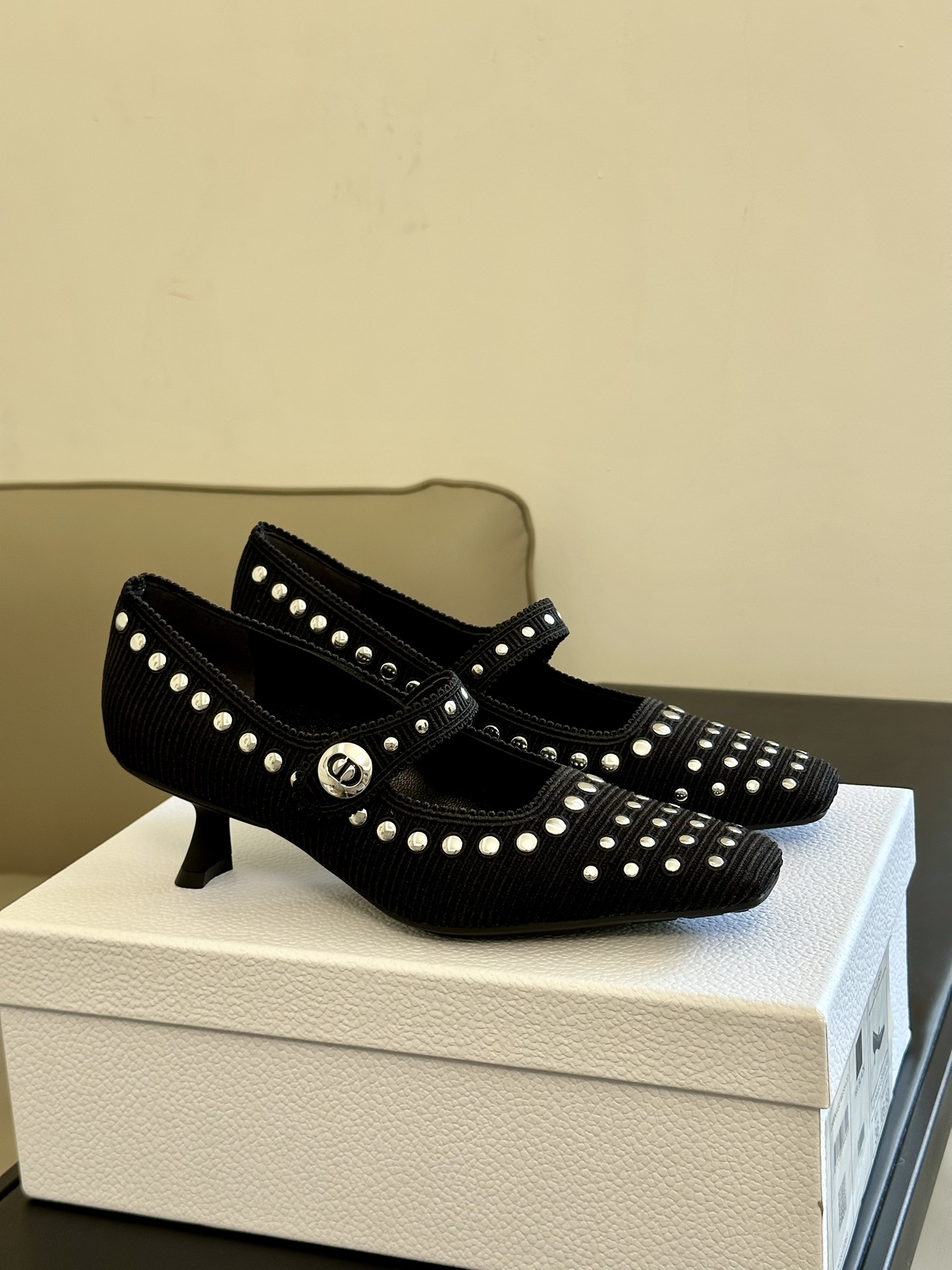 Bagsaaa D10r Black Shoes