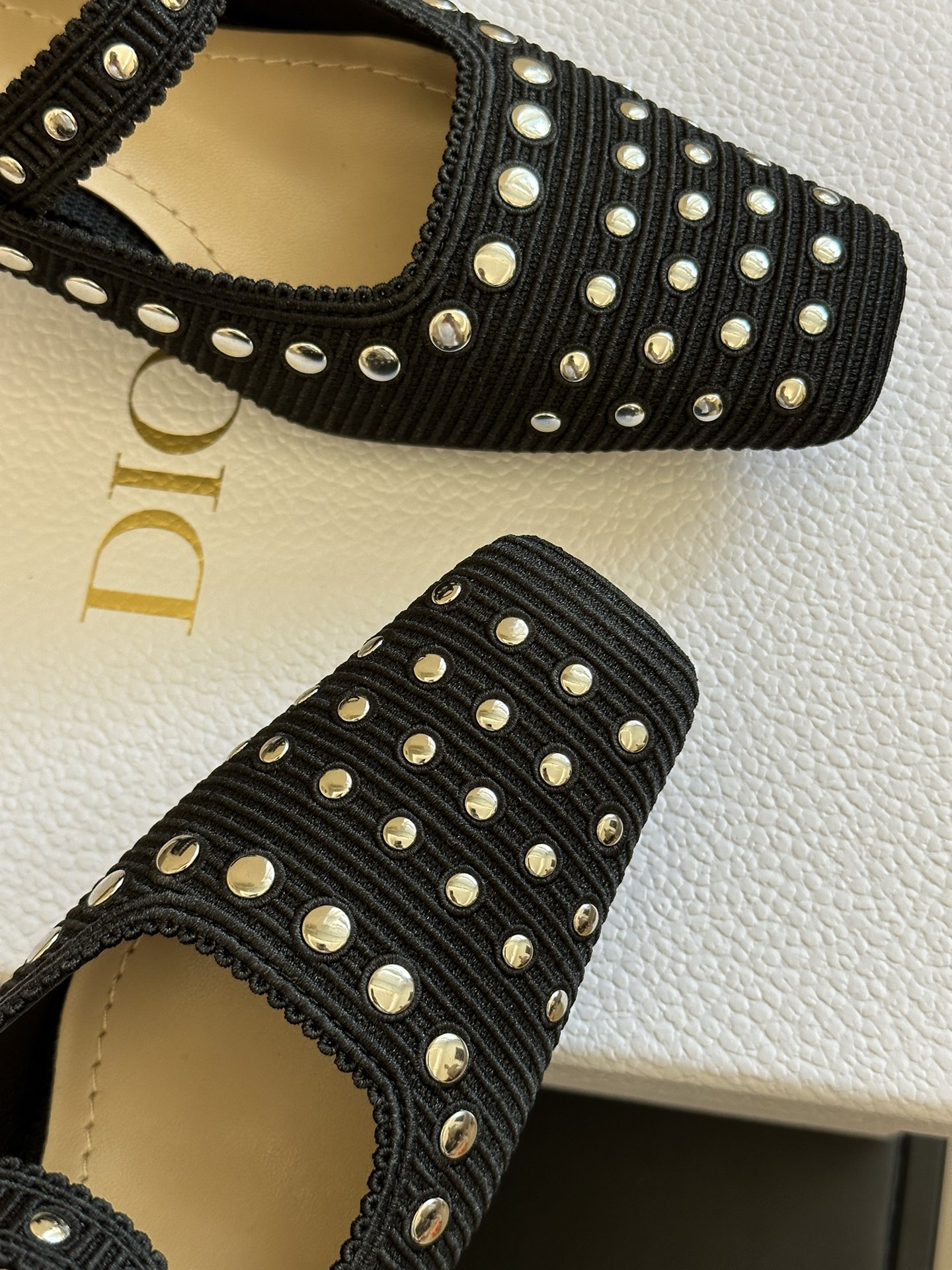 Bagsaaa D10r Black Shoes