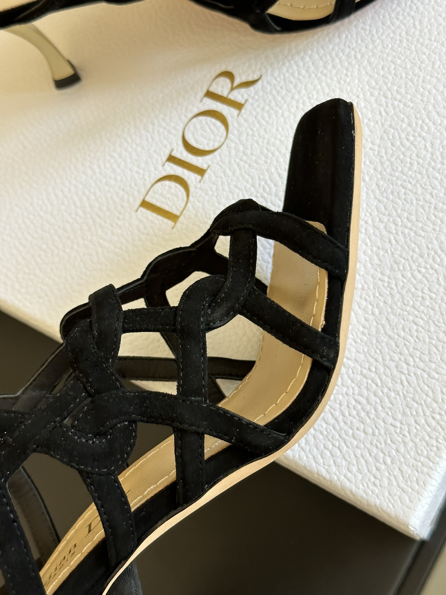 Bagsaaa D10r Black Heels
