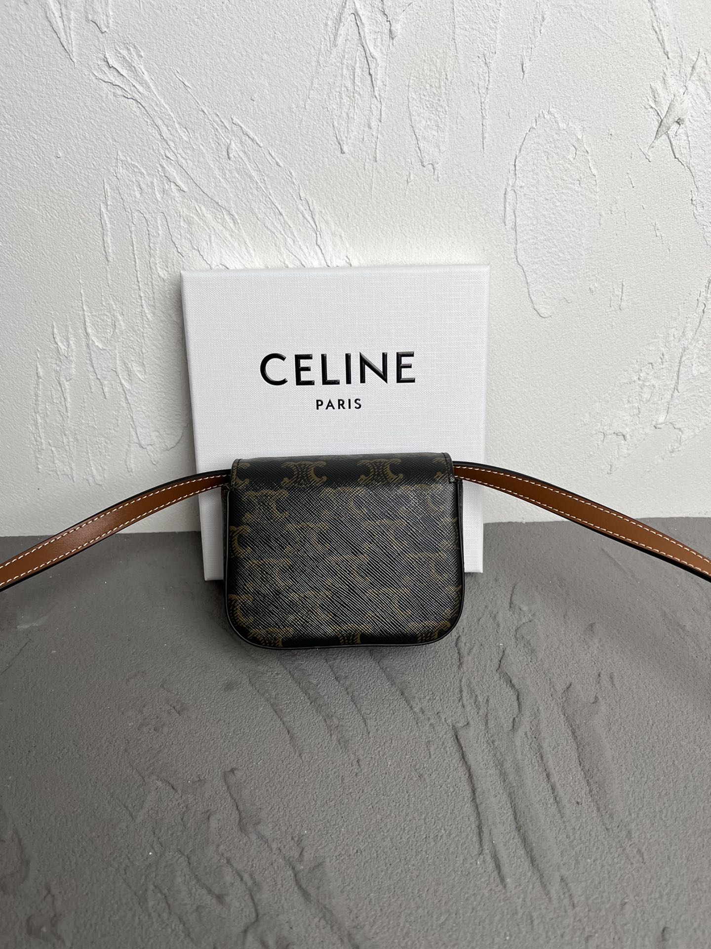 Bagsaaa Ce1i*e Mini Triomphe Black Bag - 11x8x4cm