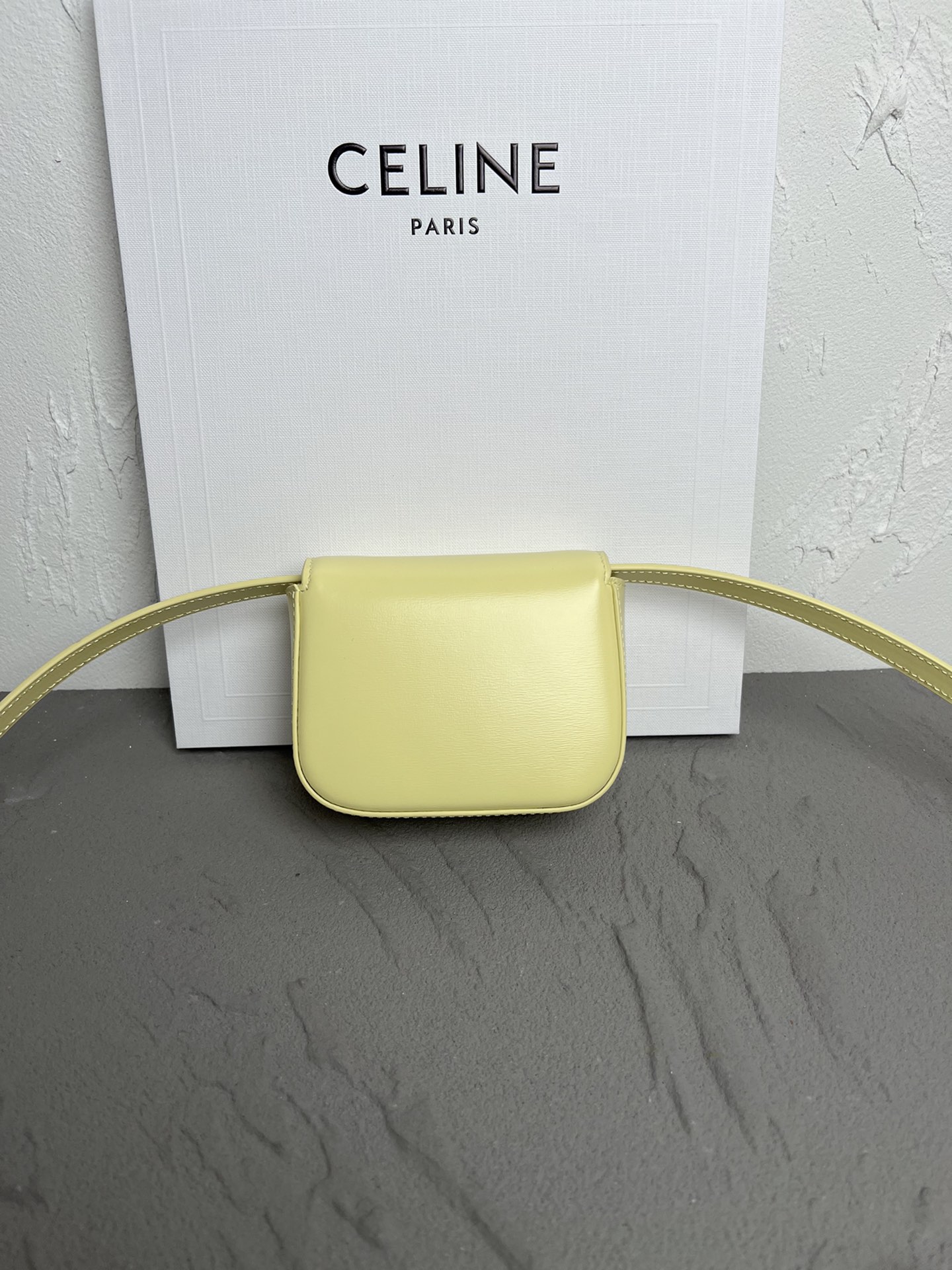 Bagsaaa Ce1i*e Mini Triomphe Yellow Bag - 11x8x4cm