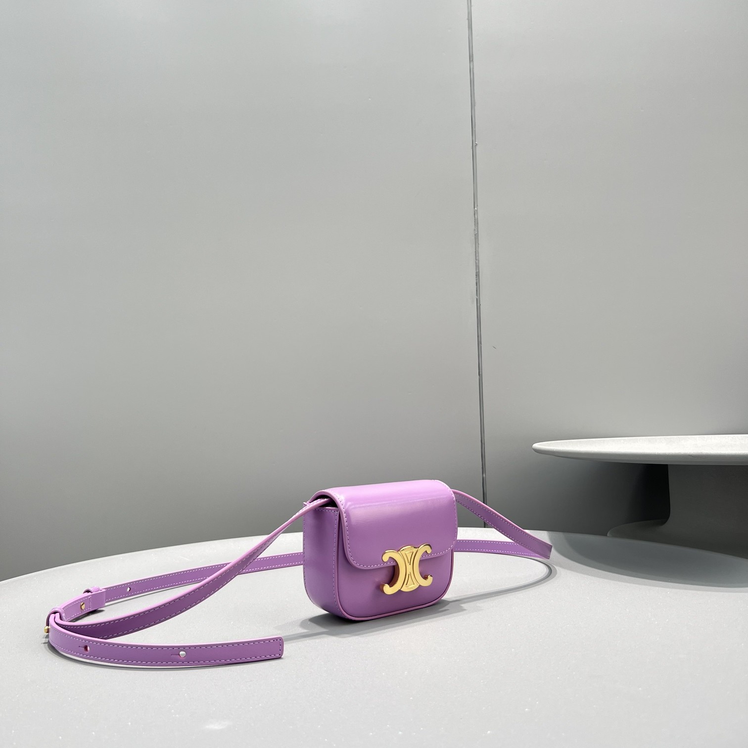 Bagsaaa Ce1i*e Mini Triomphe Purple Bag - 11x8x4cm