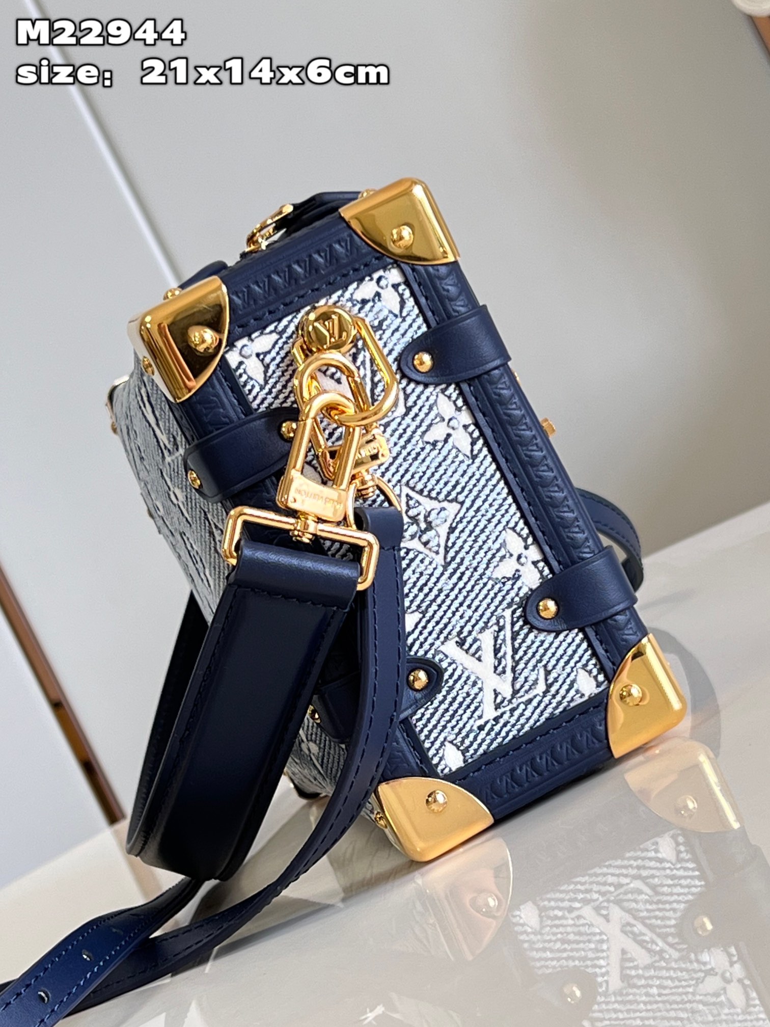 Bagsaaa L0vis Vvtt0n Side Trunk H27 Blue - 21 x 14 x 6 cm