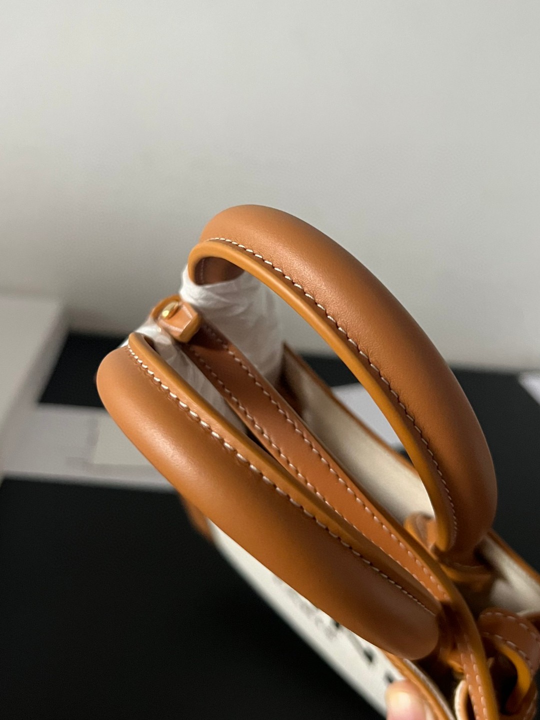 Bagsaaa Ce1i*e Natural Canvas & Tan Calfskin Vertical Cabas - 17cm*21*4cm