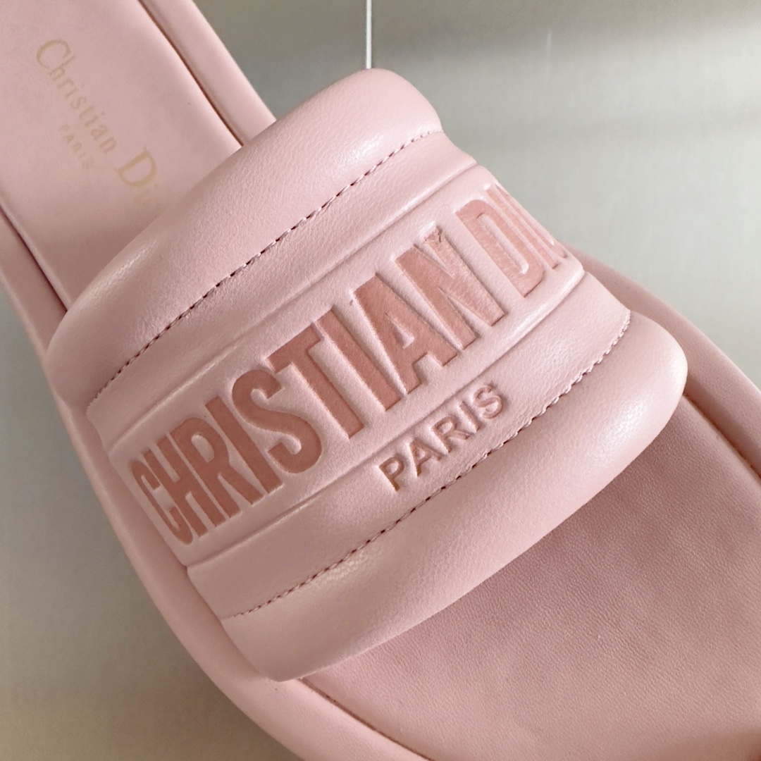 Bagsaaa D10r Every D Slides Pink