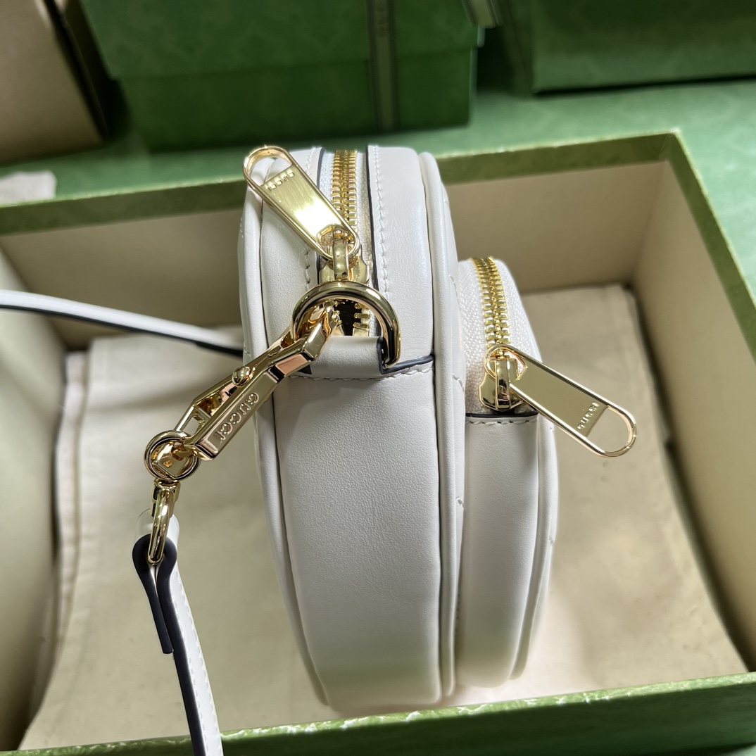 Bagsaaa Gvc*1 Interlocking G mini white heart bag - 20x17.5x6.5cm
