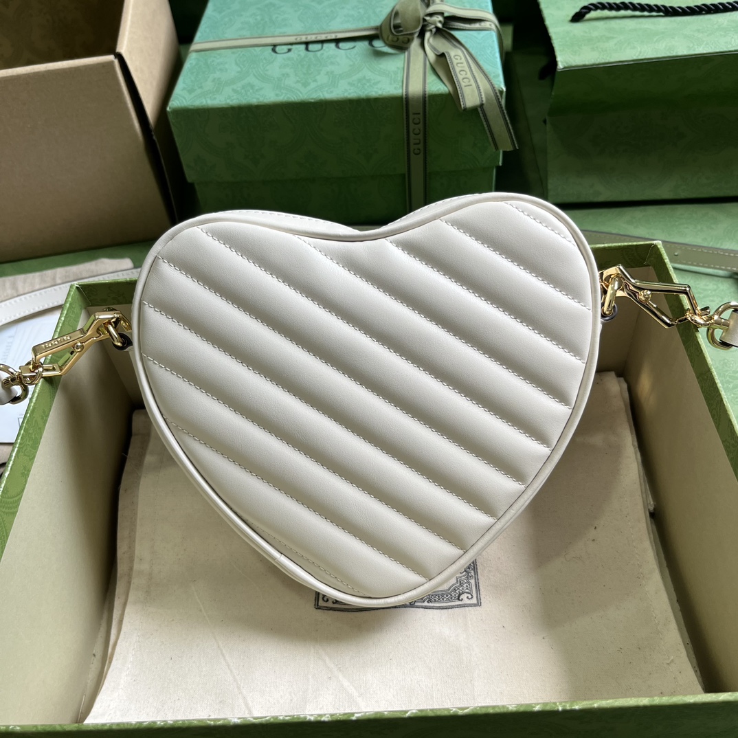 Bagsaaa Gvc*1 Interlocking G mini white heart bag - 20x17.5x6.5cm
