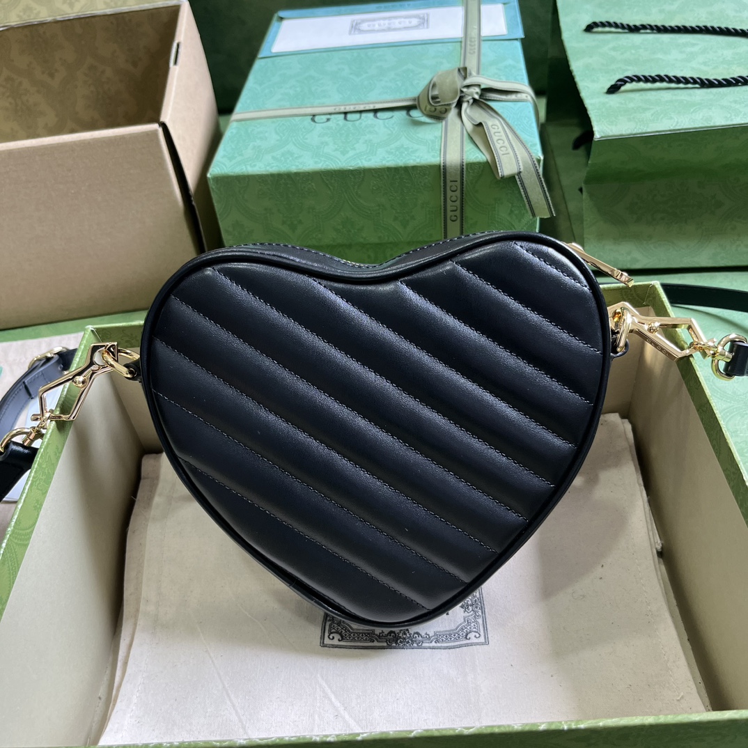 Bagsaaa Gvc*1 Interlocking G mini Black heart bag - 20x17.5x6.5cm