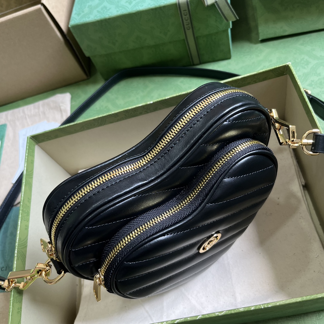 Bagsaaa Gvc*1 Interlocking G mini Black heart bag - 20x17.5x6.5cm