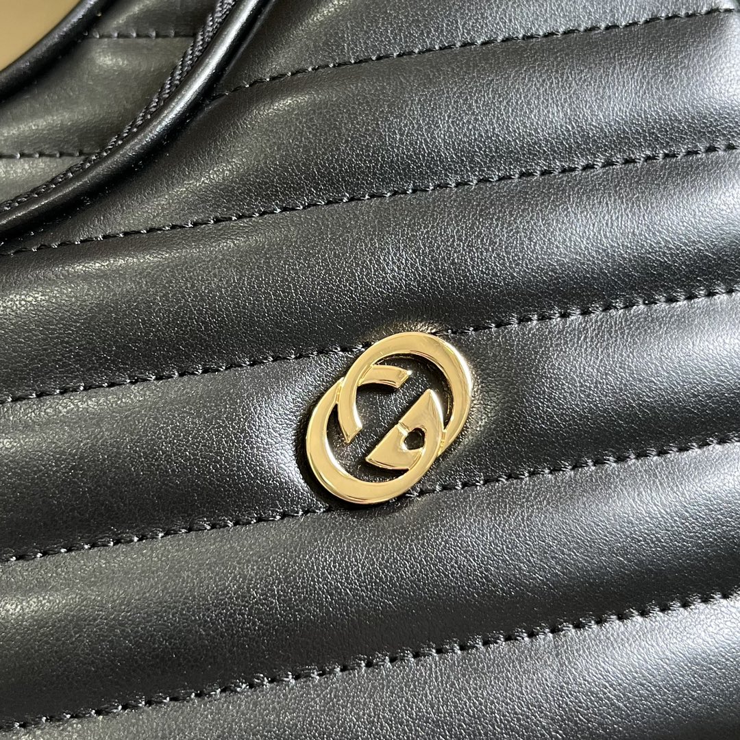 Bagsaaa Gvc*1 Interlocking G mini Black heart bag - 20x17.5x6.5cm