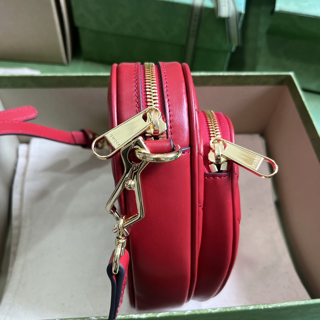 Bagsaaa Gvc*1 Interlocking G mini red heart bag - 20x17.5x6.5cm
