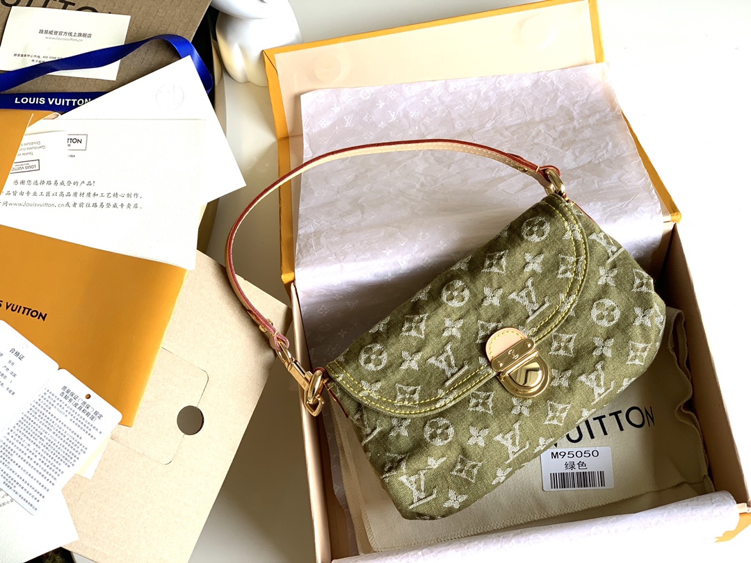 Bagsaaa L0vis Vvtt0n Monogram Denim Mini Pleaty Bag in Green - 25x15x9cm