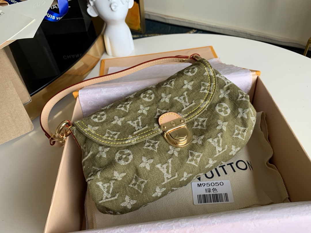 Bagsaaa L0vis Vvtt0n Monogram Denim Mini Pleaty Bag in Green - 25x15x9cm
