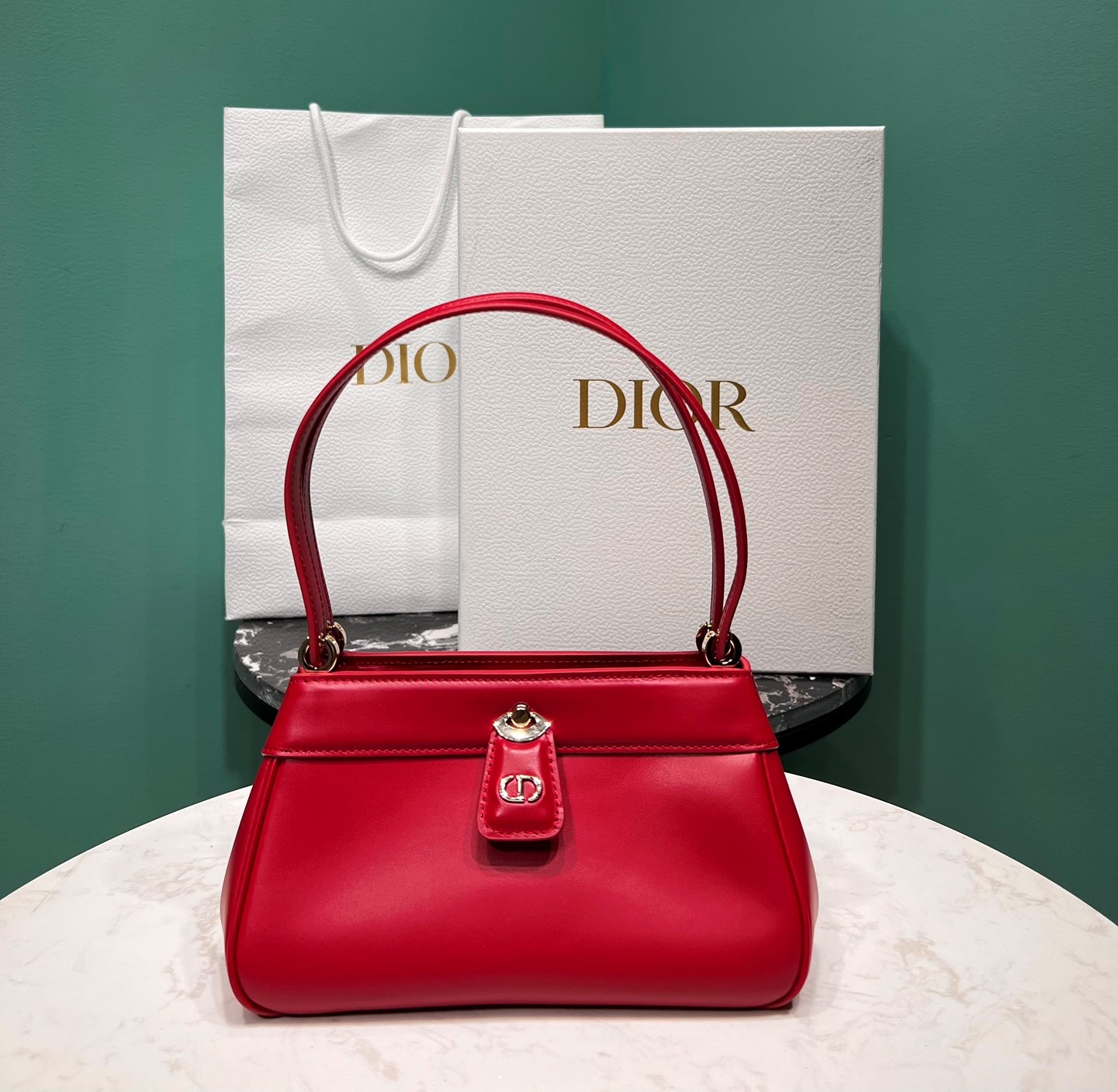 Bagsaaa D10r Small Key Red Box Calfskin Bag - 22 x 12.5 x 12cm