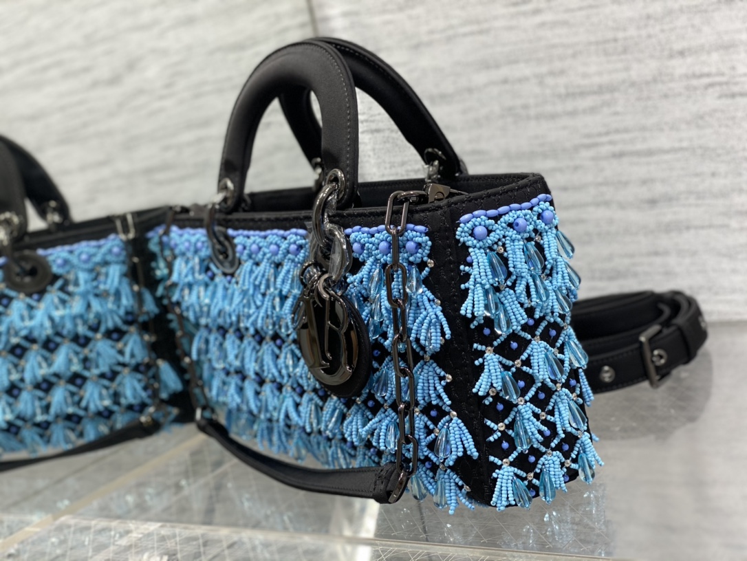 Bagsaaa D10r Lady D-Joy Black Satin And Turquoise Beaded Fringe - 25cm