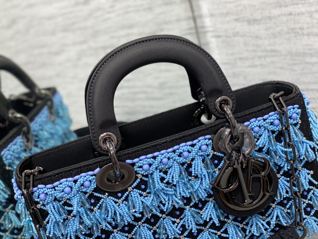 Bagsaaa D10r Lady D-Joy Black Satin And Turquoise Beaded Fringe - 25cm